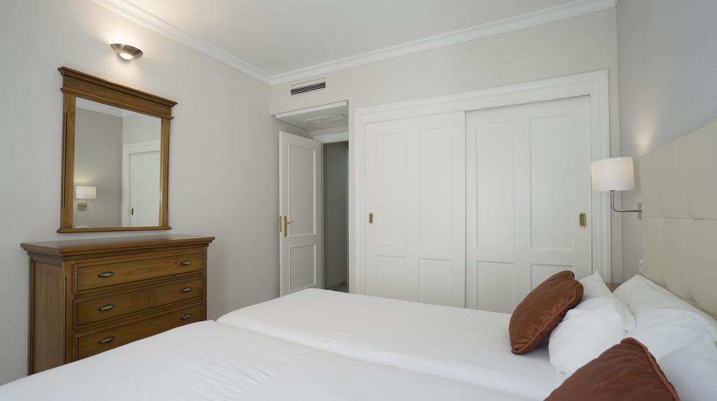 Club Jardines Del Puerto Apartman Marbella Kültér fotó