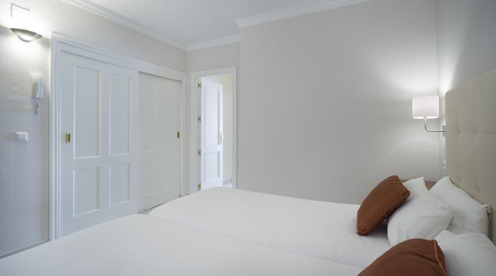 Club Jardines Del Puerto Apartman Marbella Kültér fotó