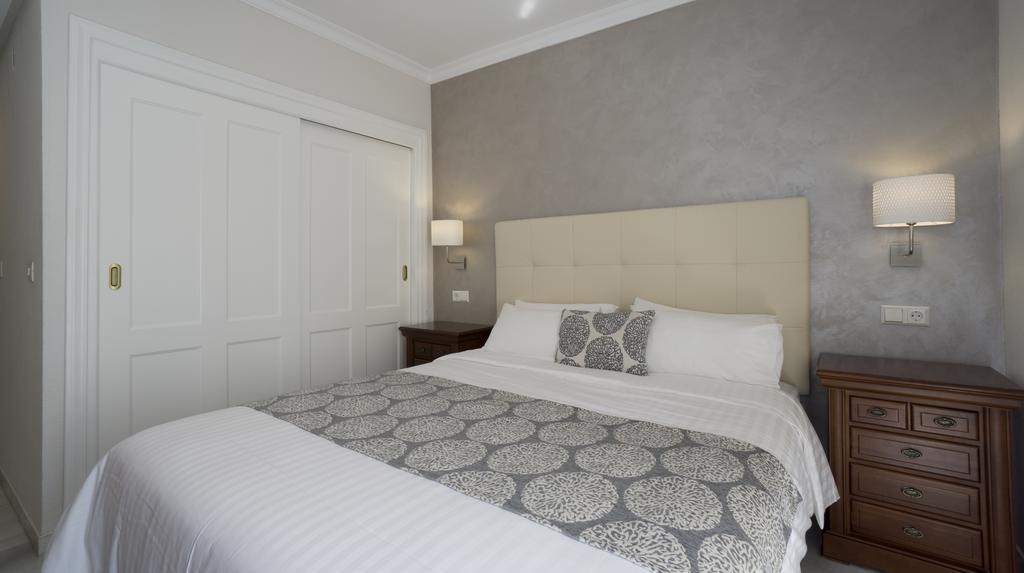 Club Jardines Del Puerto Apartman Marbella Kültér fotó