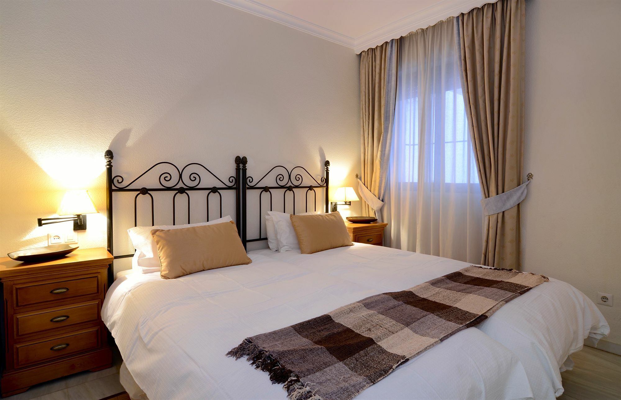 Club Jardines Del Puerto Apartman Marbella Kültér fotó